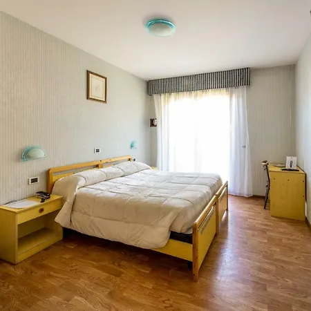 Hotel Club Funivia-3