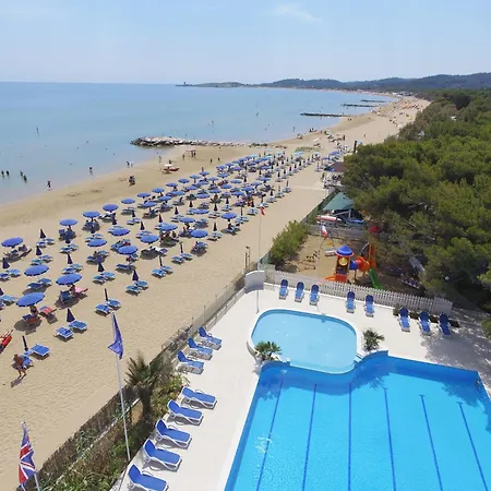 Hotel Gabbiano Beach-3