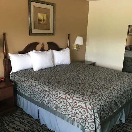 Days Inn By Wyndham Picayune-3
