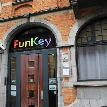 Funkey Hotel-2