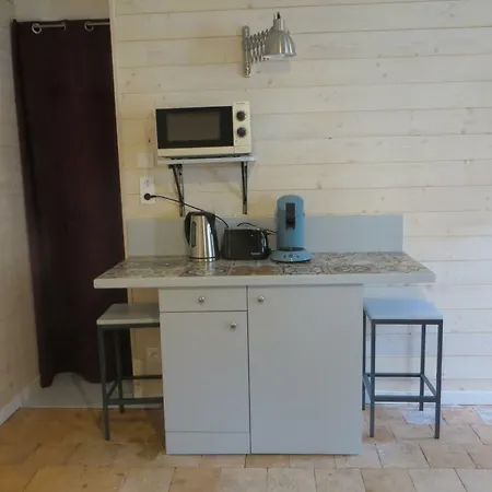 Maisonnette (type studio) Indépendante-2