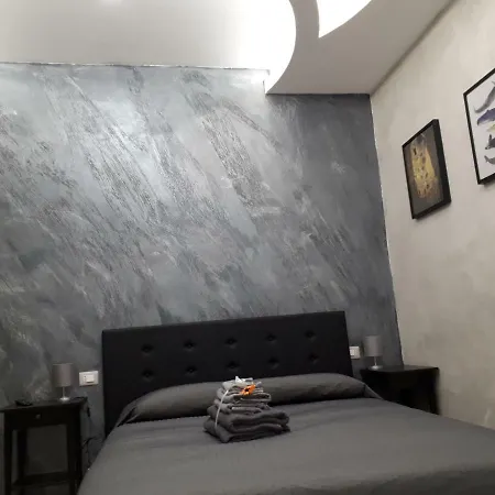 Silver House-2