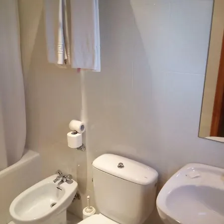 Hostal Mobydick2-3