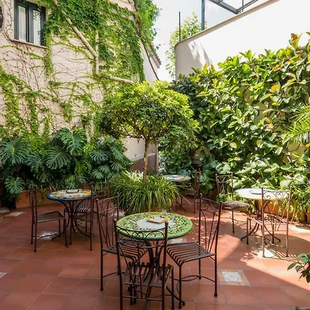 Villa Elisa Holiday Home-2