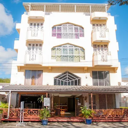 The Bay Resort, Grand Bay-3