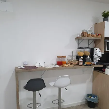 Dimorra Boutique Rooms-2