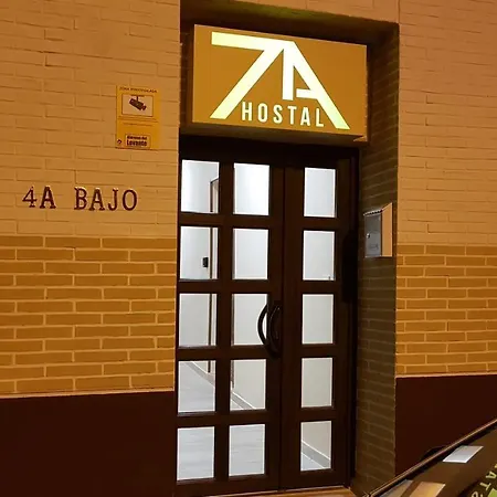 Hostal 7A-3
