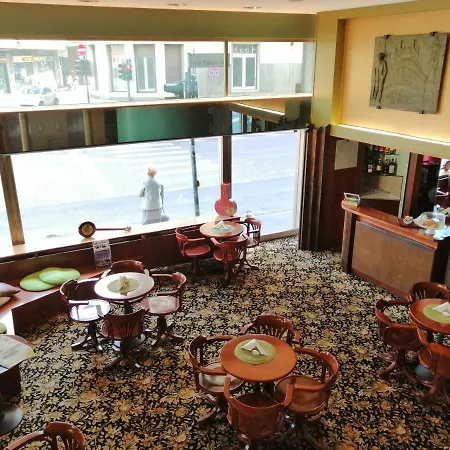 City Hotel-2