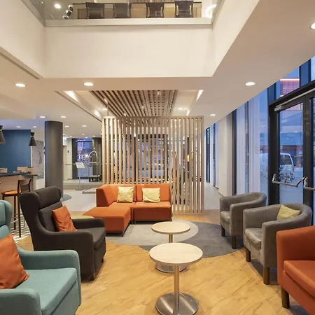 Premier Inn Hamburg City Hammerbrook-3