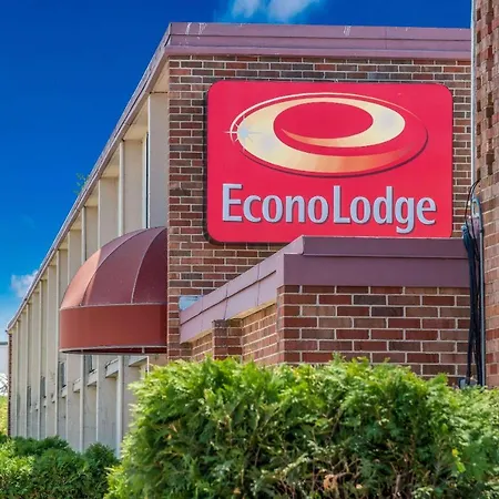 Econo Lodge-3