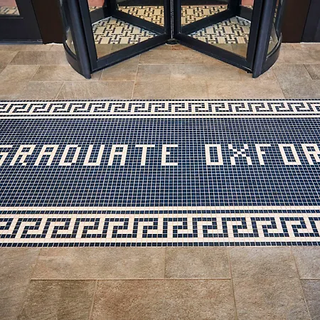 Graduate By Hilton Oxford-3