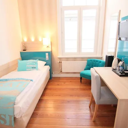 Hotel Villa WellenRausch by UniqStay-3