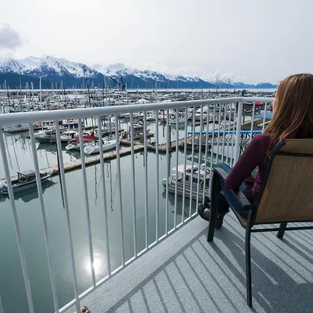 Harbor 360 Hotel Seward-2