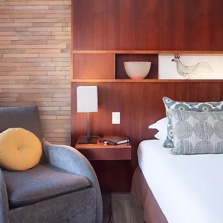 Townhouse Hotel-3