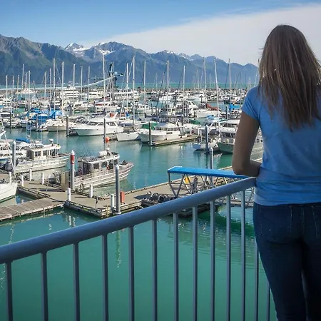 Harbor 360 Hotel Seward-3