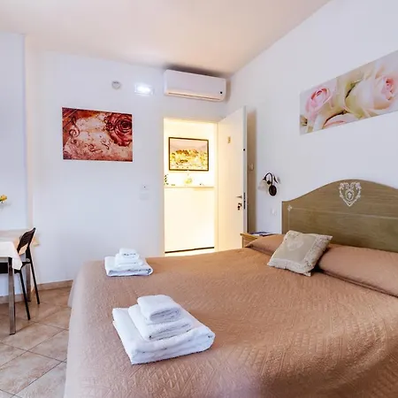 6 in centro guest house-3