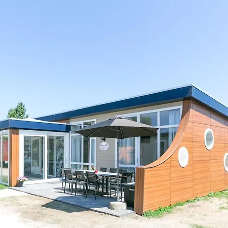 6p Luxe bungalow met serre-3