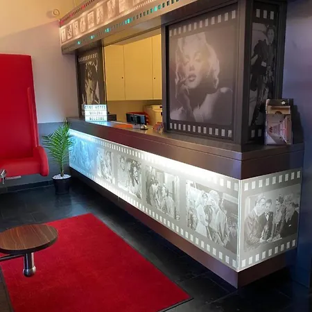 CineHotel Maroni-2