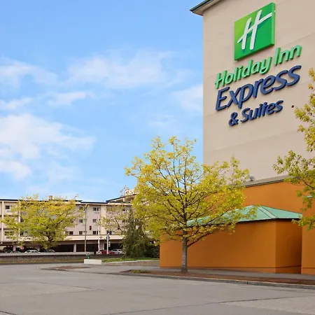 Holiday Inn Express & Suites Seattle - City Center-3