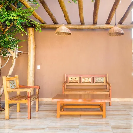 Oyo Athenas Apart Hotel-2