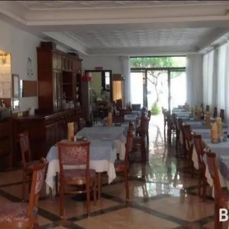 Hotel La Perla-3