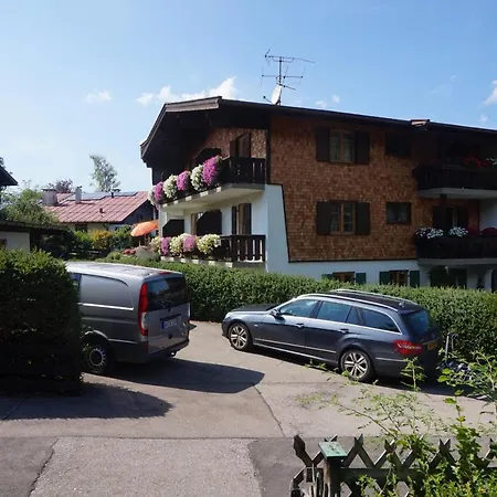 Gästehaus Kuhns Alpenrose-3