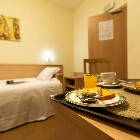 Hotel Mirandola-3