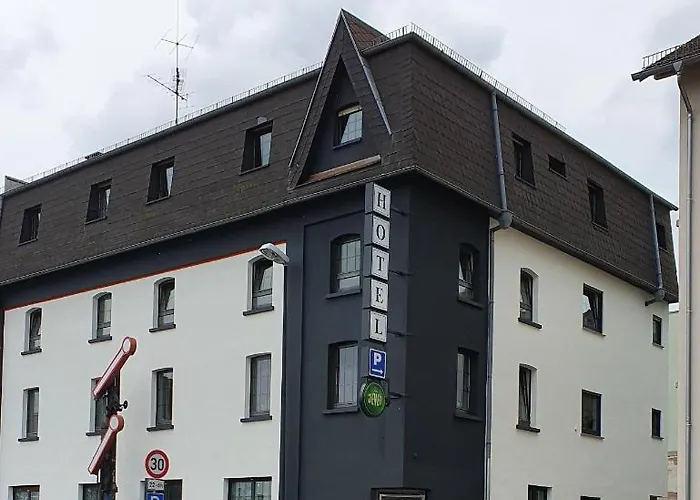 Zur Eisenbahn