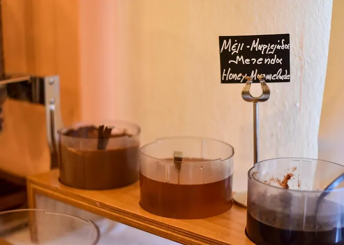 Avra Hotel