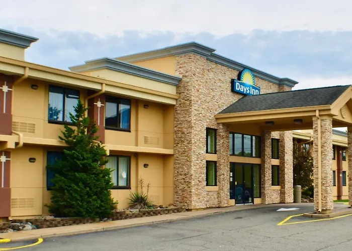 Days Inn By Wyndham Wayne