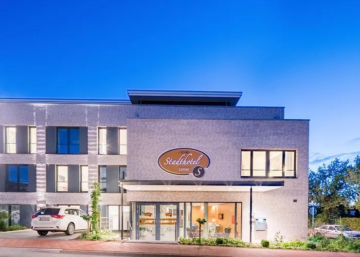 Stadthotel Lohne, Self Check-in&entspannt im Café frühstücken