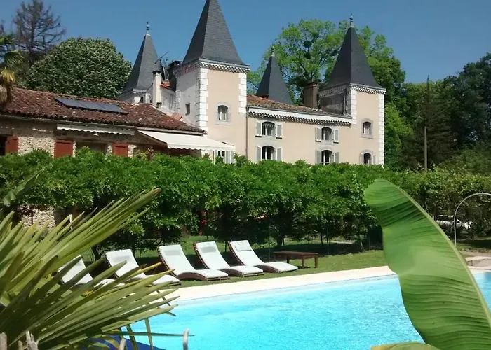 Hotel Logis - Chateau de Beauregard