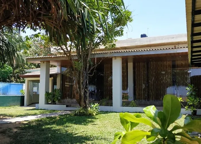 Green Shadows Beach Hotel