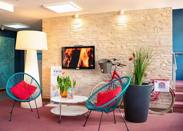 Centra Hotel