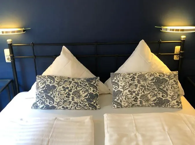 Bensons Hotel