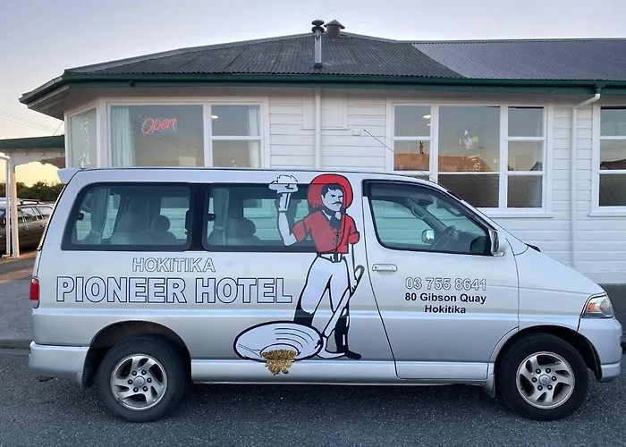Hokitika Pioneer Hotel