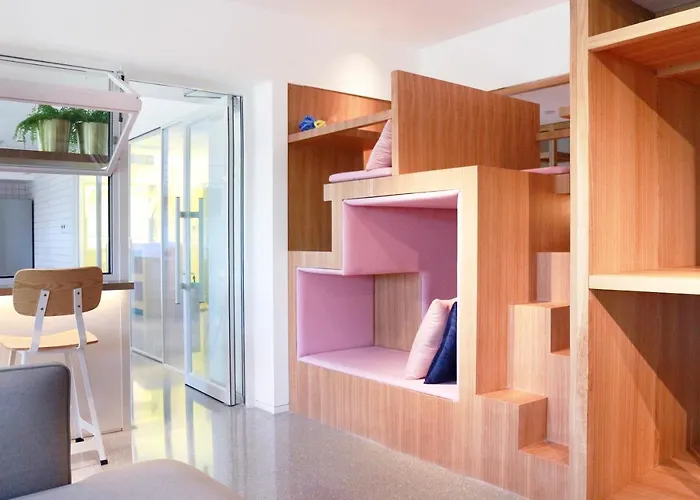 Stey Beijing 798 Art Zone Hotel