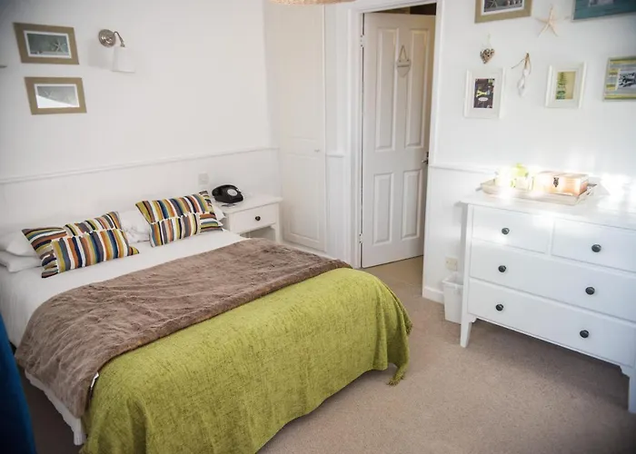Beachlands Hotel