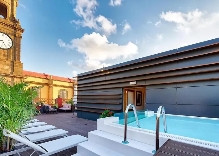 Hotel Emblematico Agaldar