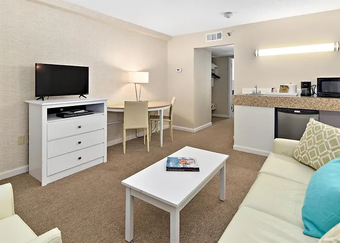Brighton Suites Hotel