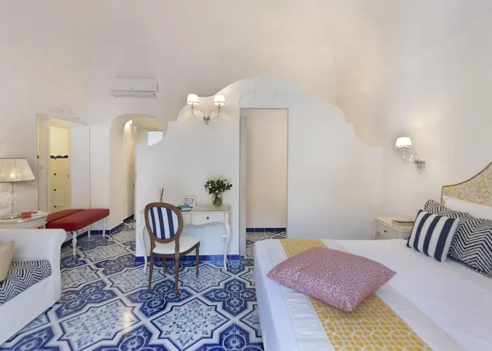 Antica Rheginna Luxury Room