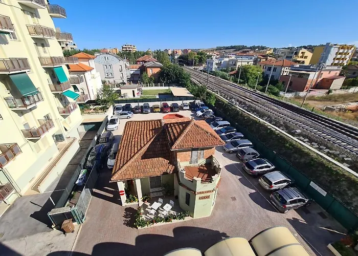 Hotel Sabra