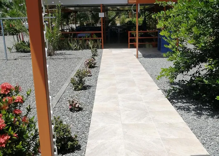 Puerto Vargas lodge
