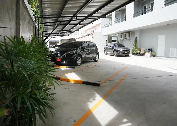 B-Black Hotel Chonburi