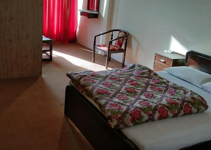 Kashmir Continental Hotel Murree