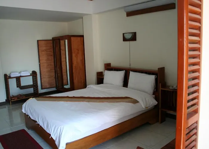 Riverfront Hotel Mukdahan