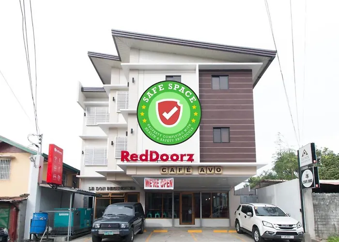 Reddoorz Plus @ Diola Villamonte Bacolod