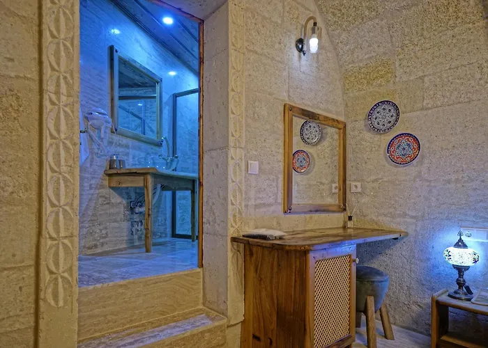 Vigneron Cave Hotel