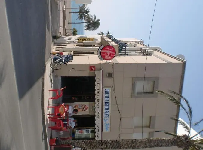Pensión Las Palmas Carboneras