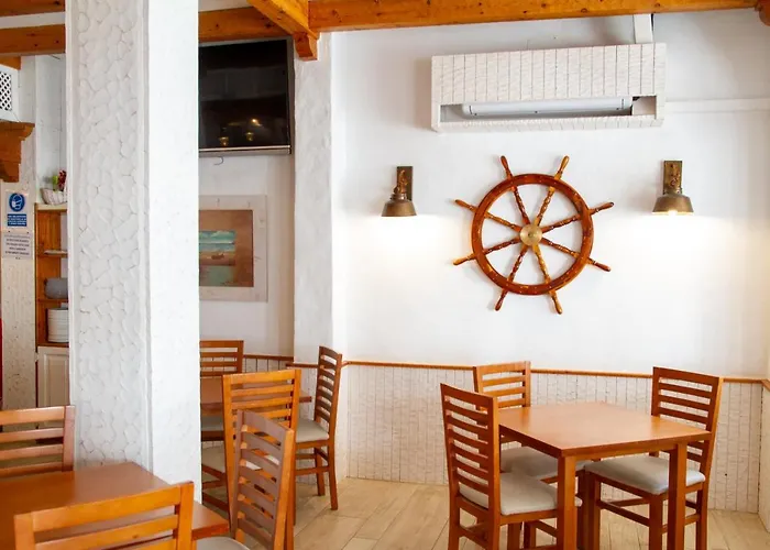 Hotel Almadraba